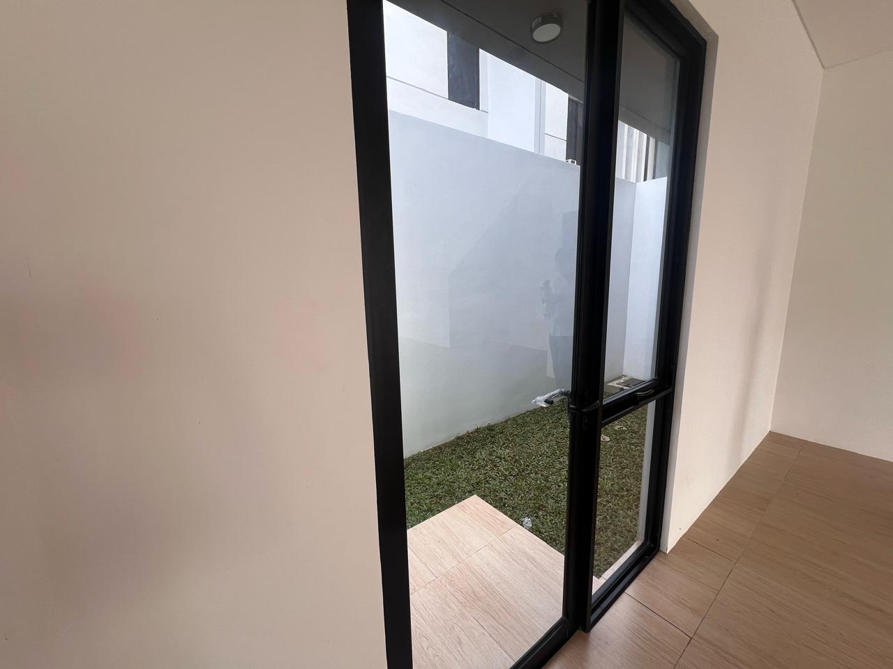 DiSewakan Ruko di Hive Spark North Lippo Cikarang